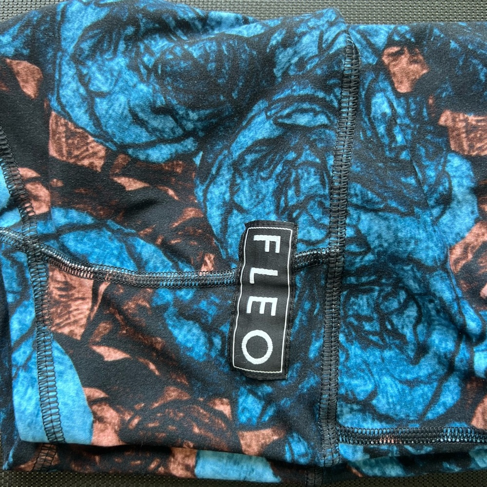 FLEO shorts low rise contour size S